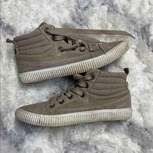 Blowfish Beige Lace-Up Sneakers